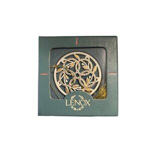 Lenox Decorative Leaf Cutout Ornament With Gold Accents In Original Gift Box